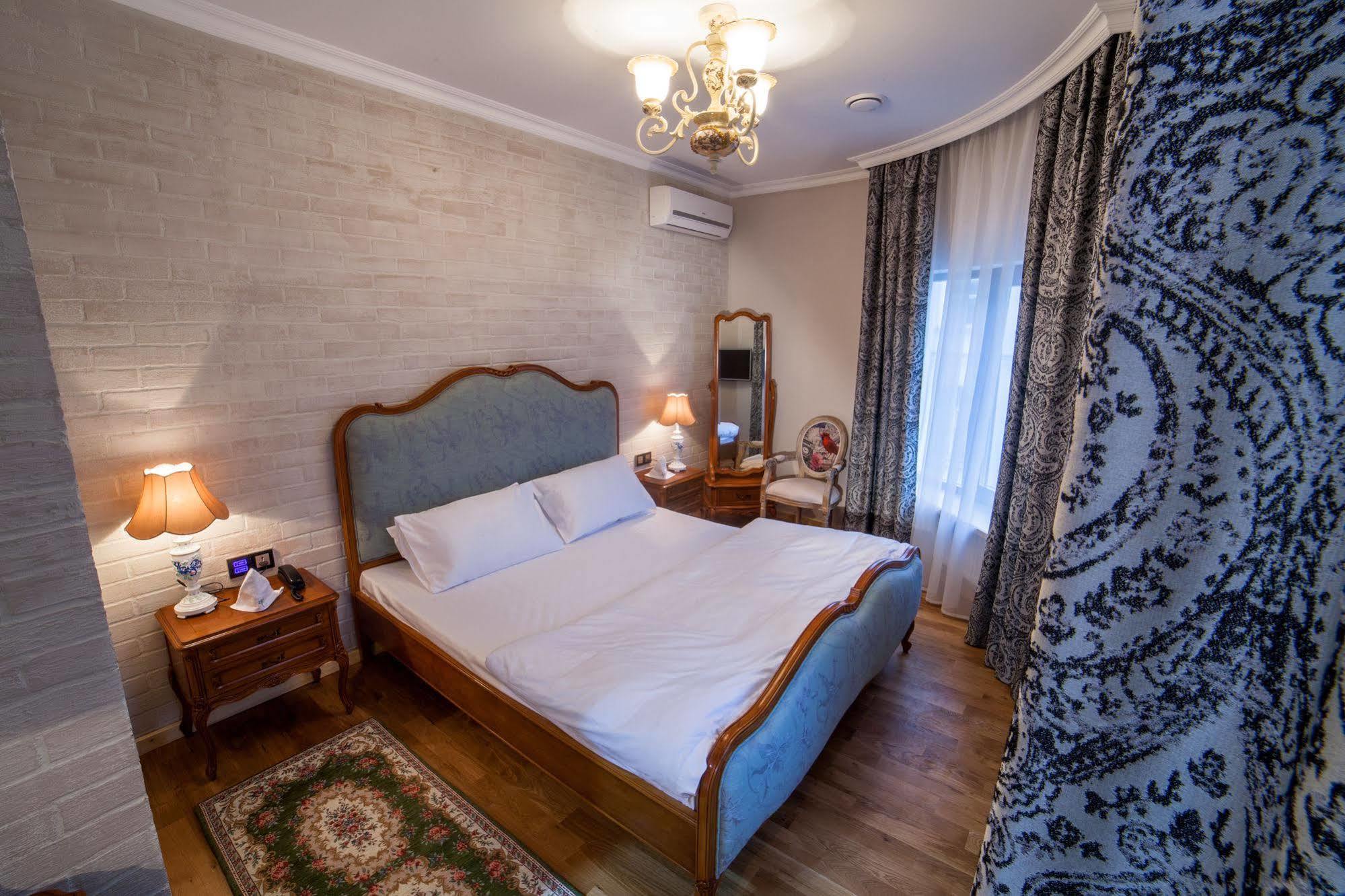 Vremena Goda Hotel Moskva Eksteriør billede